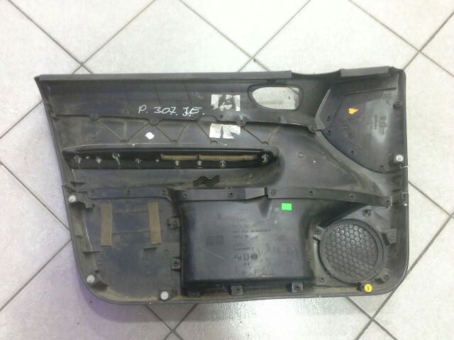 bontott PEUGEOT 307 Jobb első Ajtó Kárpit