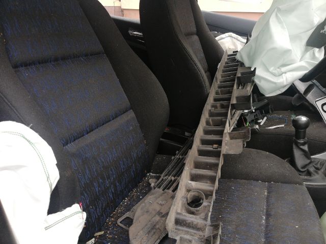 bontott PEUGEOT 307 Jobb első Ajtó Kárpit