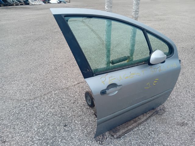 bontott PEUGEOT 307 Jobb első Ajtó (Részeivel)