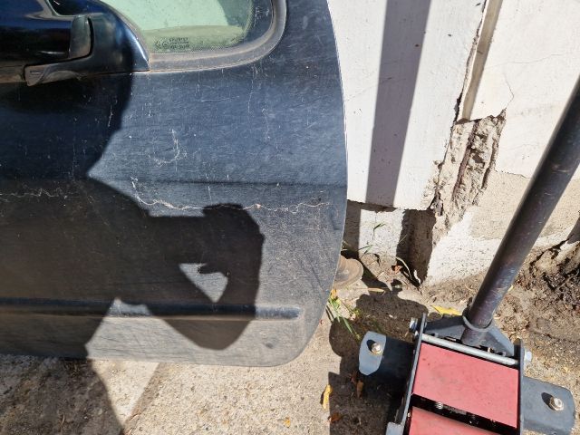 bontott PEUGEOT 307 Jobb első Ajtó (Részeivel)