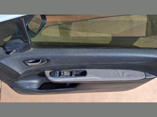 bontott PEUGEOT 307 Jobb első Ajtó (Részeivel)