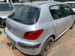 bontott PEUGEOT 307 Jobb első Ajtó (Részeivel)