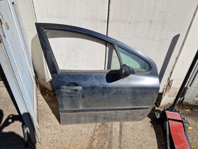 bontott PEUGEOT 307 Jobb első Ajtó (Részeivel)