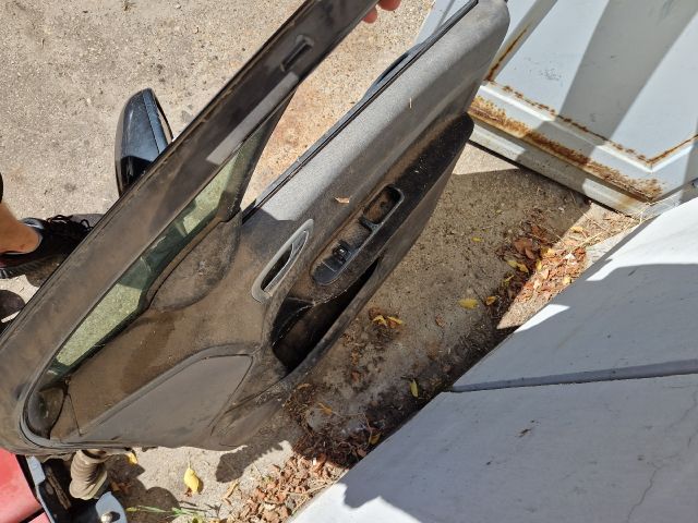 bontott PEUGEOT 307 Jobb első Ajtó (Részeivel)