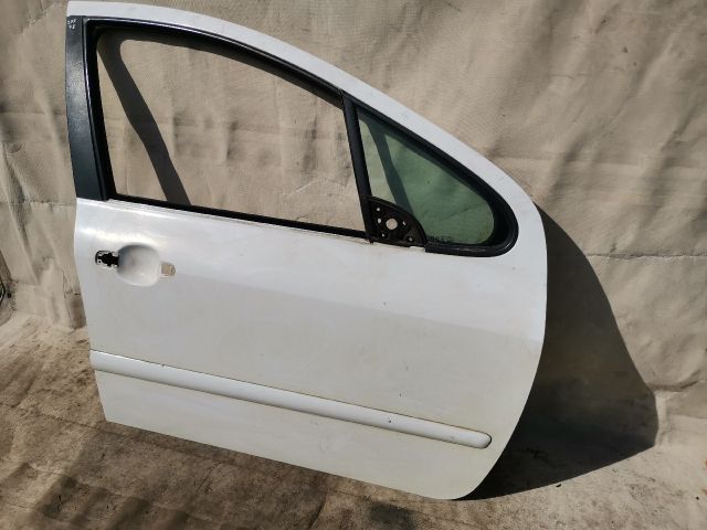 bontott PEUGEOT 307 Jobb első Ajtó (Üres lemez)