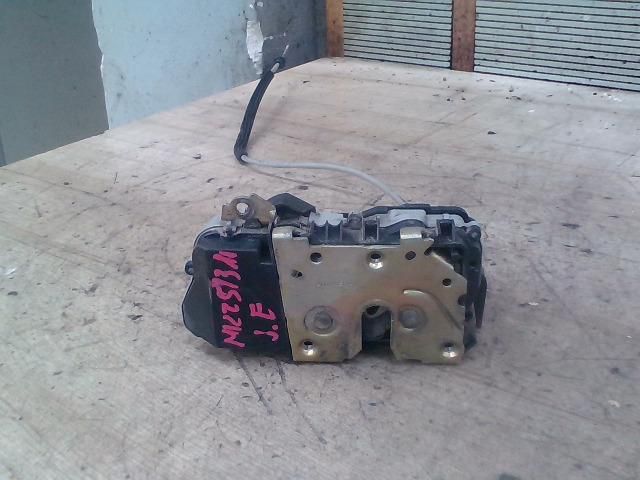 bontott PEUGEOT 307 Jobb első Ajtózár