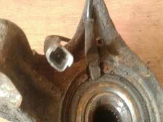 bontott PEUGEOT 307 Jobb első Csonkállvány Kerékaggyal