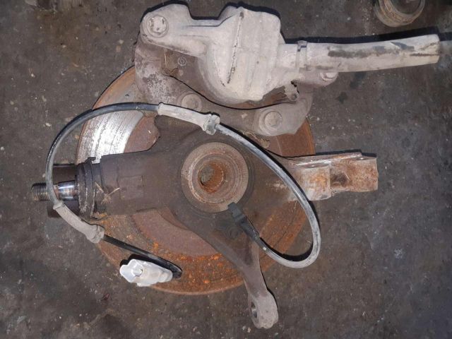 bontott PEUGEOT 307 Jobb első Csonkállvány Kerékaggyal