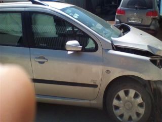 bontott PEUGEOT 307 Jobb első Fixüveg (Ajtóban)