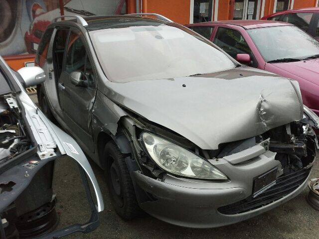 bontott PEUGEOT 307 Jobb első Központizár Motor