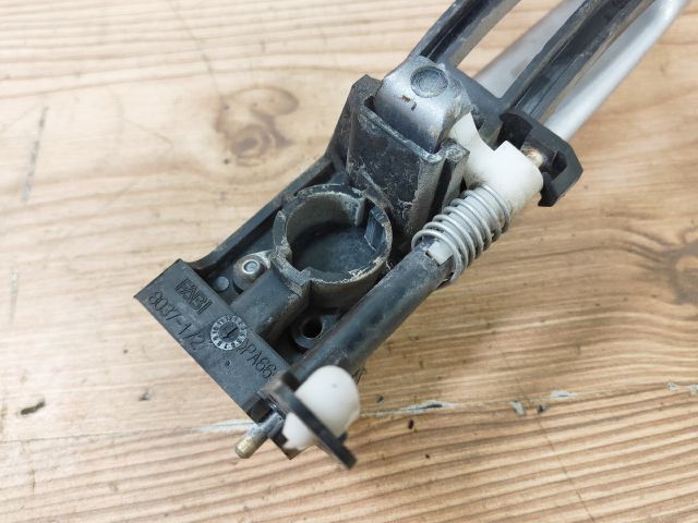 bontott PEUGEOT 307 Jobb első Külső Kilincs