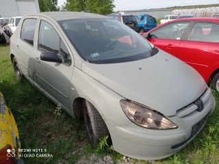 bontott PEUGEOT 307 Jobb első Lökhárító Díszléc