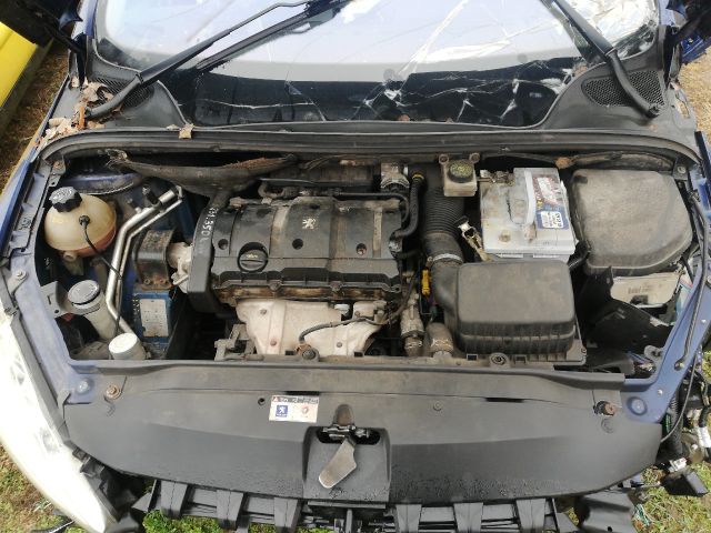 bontott PEUGEOT 307 Jobb első Oldal Lökhárító Tartó (Műanyag)