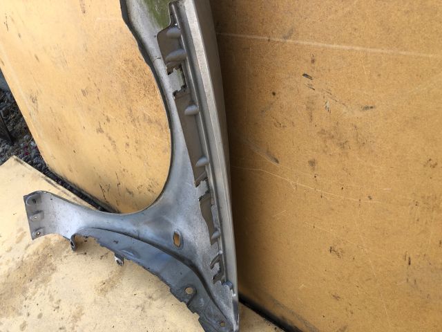 bontott PEUGEOT 307 Jobb első Sárvédő