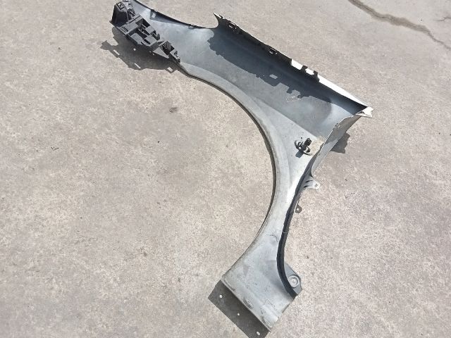 bontott PEUGEOT 307 Jobb első Sárvédő