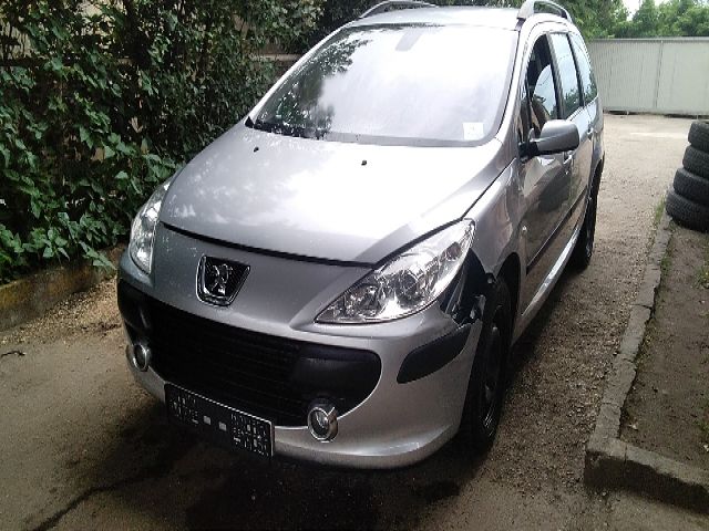 bontott PEUGEOT 307 Jobb első Ülés