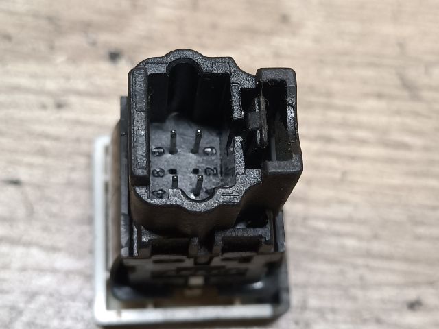 bontott PEUGEOT 307 Jobb első Ülésfűtés Kapcsoló