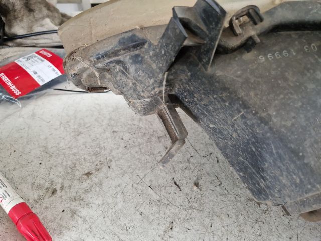 bontott PEUGEOT 307 Jobb Fényszóró