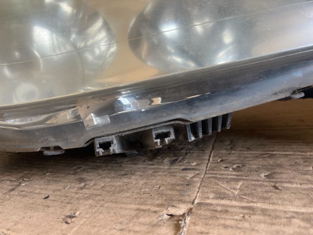 bontott PEUGEOT 307 Jobb Fényszóró