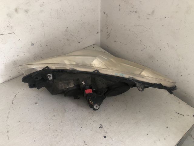 bontott PEUGEOT 307 Jobb Fényszóró