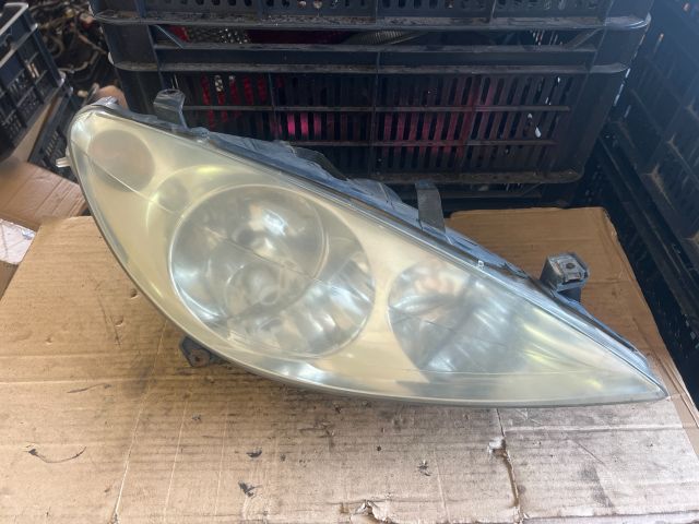 bontott PEUGEOT 307 Jobb Fényszóró