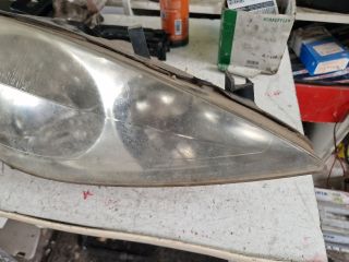 bontott PEUGEOT 307 Jobb Fényszóró