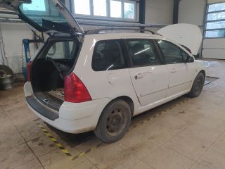 bontott PEUGEOT 307 Jobb Fényszóró