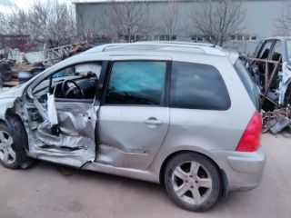 bontott PEUGEOT 307 Jobb Gólyaláb Csonkállvánnyal