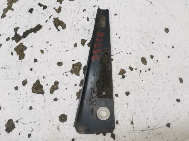 bontott PEUGEOT 307 Jobb hátsó Ablak Díszléc