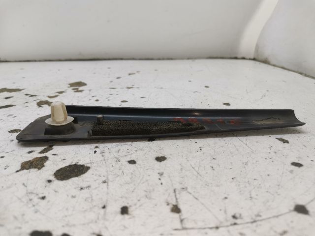 bontott PEUGEOT 307 Jobb hátsó Ablak Díszléc