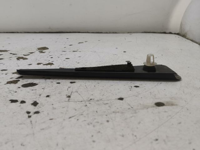 bontott PEUGEOT 307 Jobb hátsó Ablak Díszléc