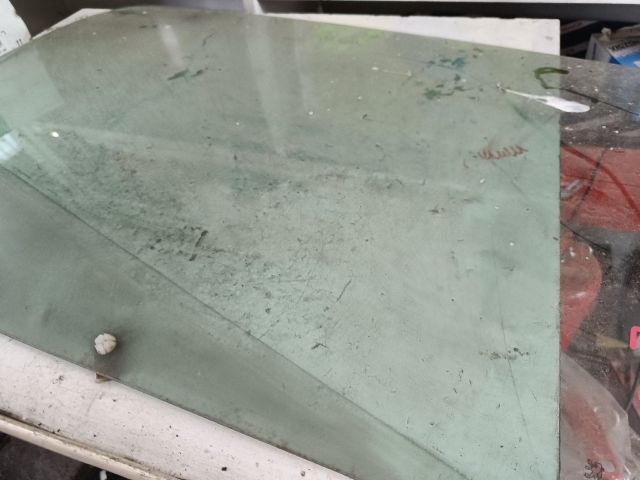 bontott PEUGEOT 307 Jobb hátsó Ablak