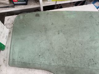 bontott PEUGEOT 307 Jobb hátsó Ablak