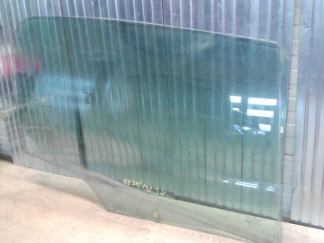 bontott PEUGEOT 307 Jobb hátsó Ablak