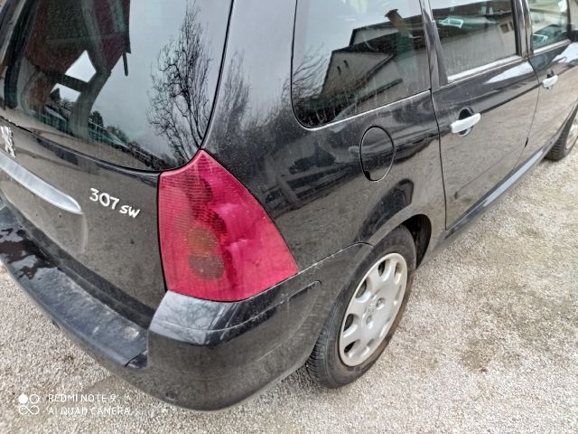 bontott PEUGEOT 307 Jobb hátsó Ablakemelő Kapcsoló