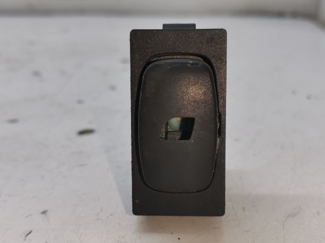 bontott PEUGEOT 307 Jobb hátsó Ablakemelő Kapcsoló