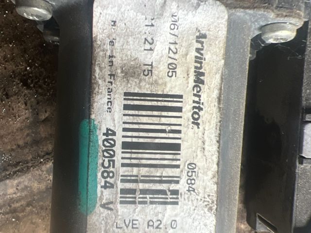 bontott PEUGEOT 307 Jobb hátsó Ablakemelő Szerkezet (Elektromos)