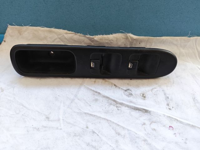 bontott PEUGEOT 307 Jobb hátsó Ablakemelő Szerkezet (Elektromos)