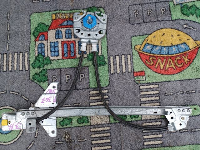 bontott PEUGEOT 307 Jobb hátsó Ablakemelő Szerkezet (Mechanikus)