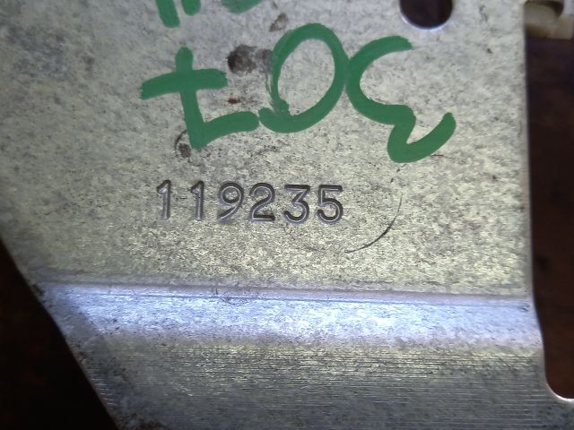 bontott PEUGEOT 307 Jobb hátsó Ablakemelő Szerkezet (Mechanikus)