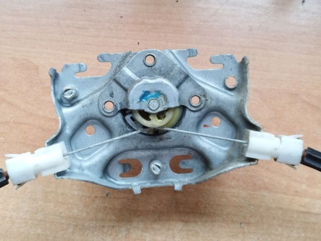 bontott PEUGEOT 307 Jobb hátsó Ablakemelő Szerkezet (Mechanikus)