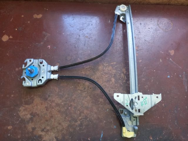 bontott PEUGEOT 307 Jobb hátsó Ablakemelő Szerkezet (Mechanikus)