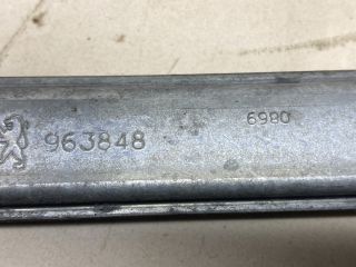 bontott PEUGEOT 307 Jobb hátsó Ablakemelő Szerkezet (Mechanikus)