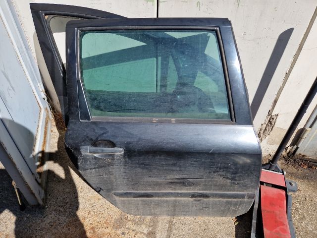 bontott PEUGEOT 307 Jobb hátsó Ajtó (Részeivel)