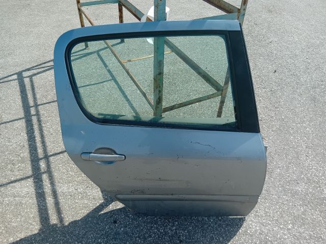 bontott PEUGEOT 307 Jobb hátsó Ajtó (Részeivel)