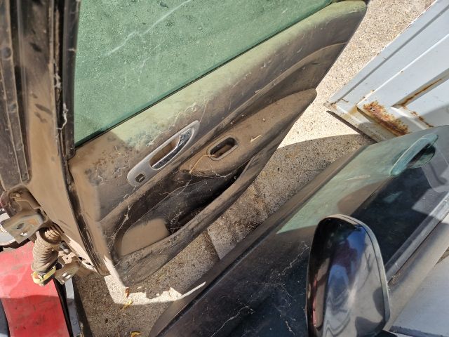 bontott PEUGEOT 307 Jobb hátsó Ajtó (Részeivel)