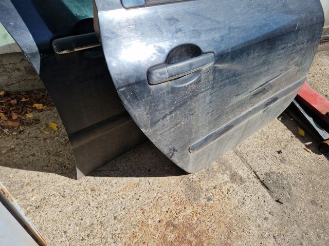 bontott PEUGEOT 307 Jobb hátsó Ajtó (Részeivel)