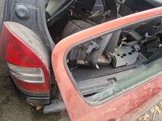 bontott PEUGEOT 307 Jobb hátsó Ajtó (Részeivel)