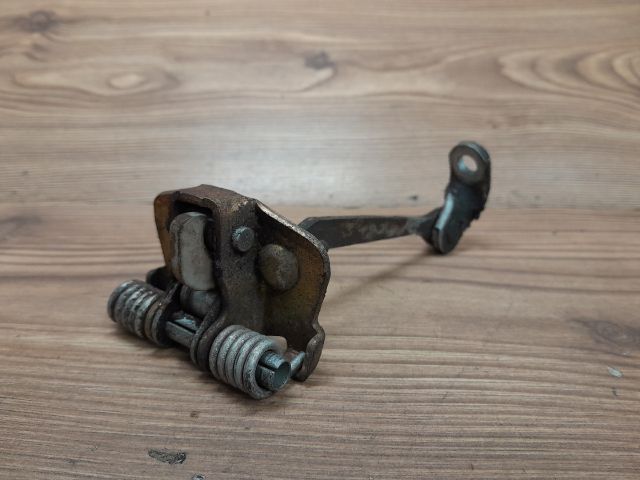 bontott PEUGEOT 307 Jobb hátsó Ajtóhatároló