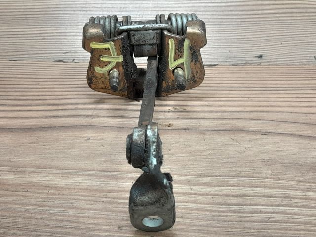 bontott PEUGEOT 307 Jobb hátsó Ajtóhatároló